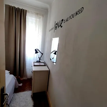 Memo Moscavide 公寓 *