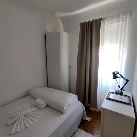 Memo Moscavide Lisboa